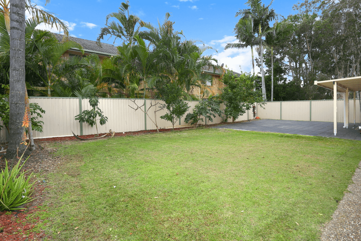 2/423 Oxley Drive, RUNAWAY BAY, QLD 4216