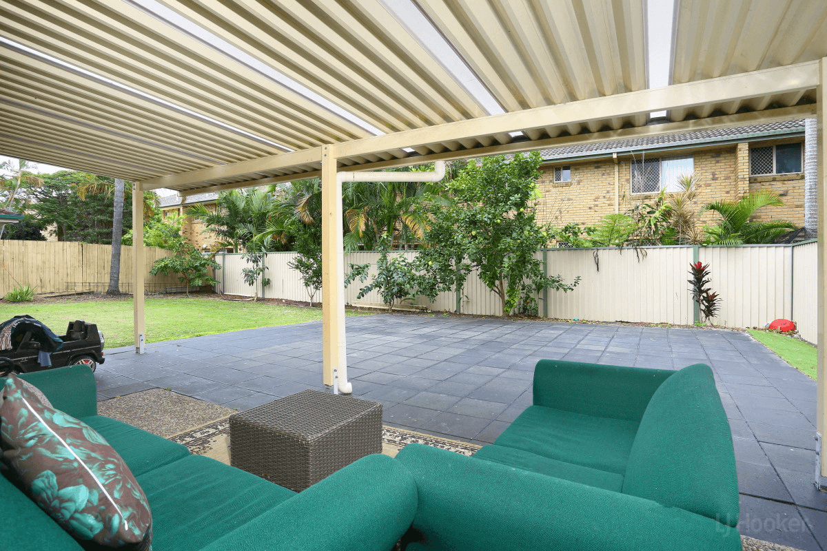 2/423 Oxley Drive, RUNAWAY BAY, QLD 4216