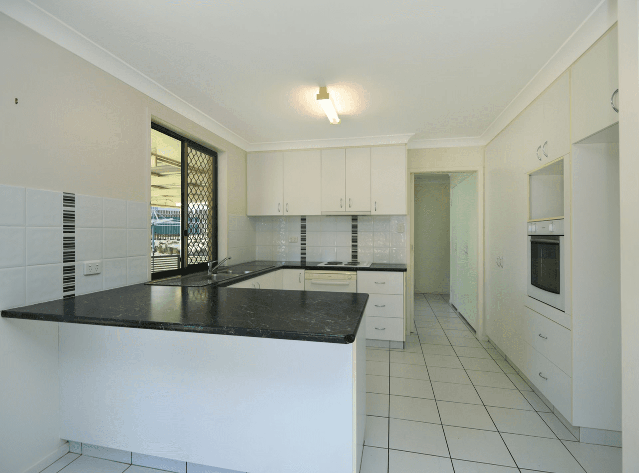 27 Banksia Street, Newtown, QLD 4350