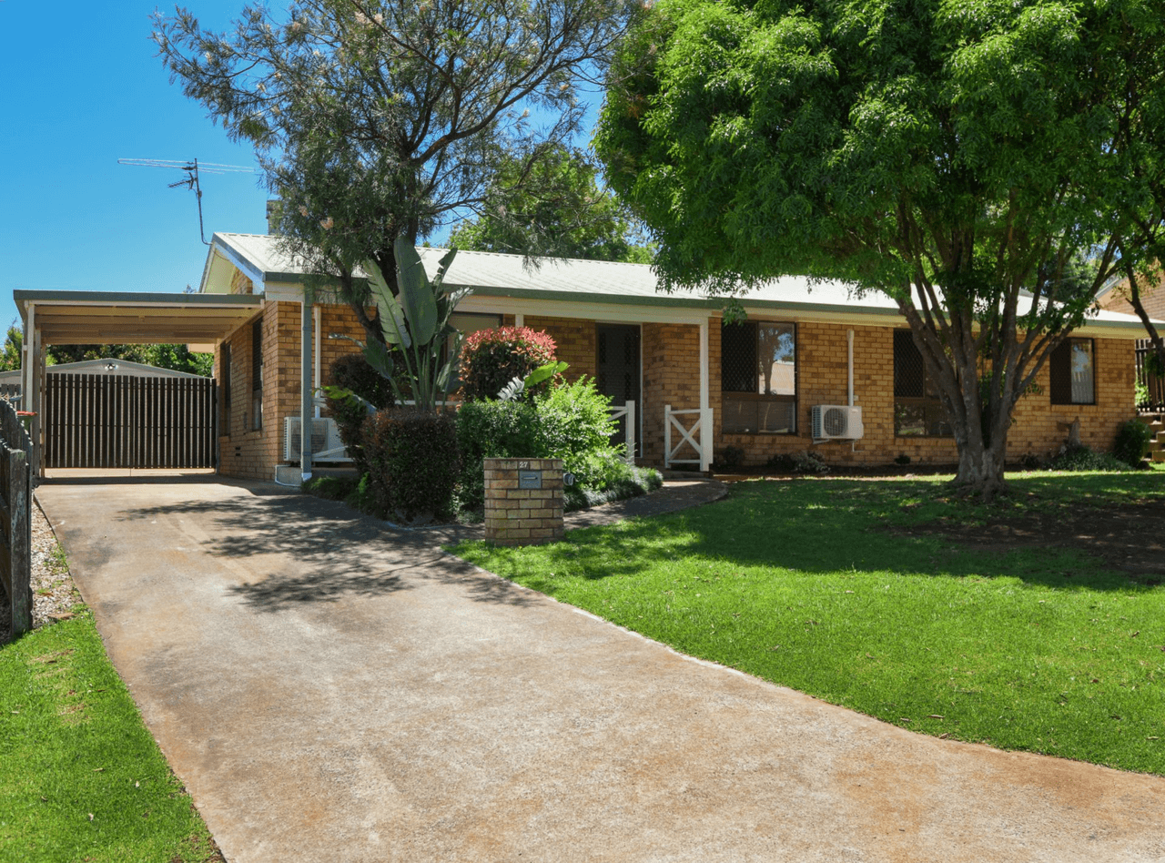 27 Banksia Street, Newtown, QLD 4350