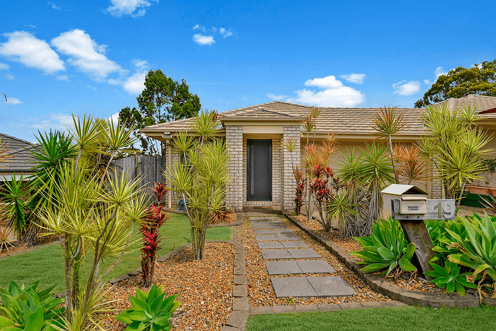 2/19 Jasmine Circuit, ORMEAU, QLD 4208