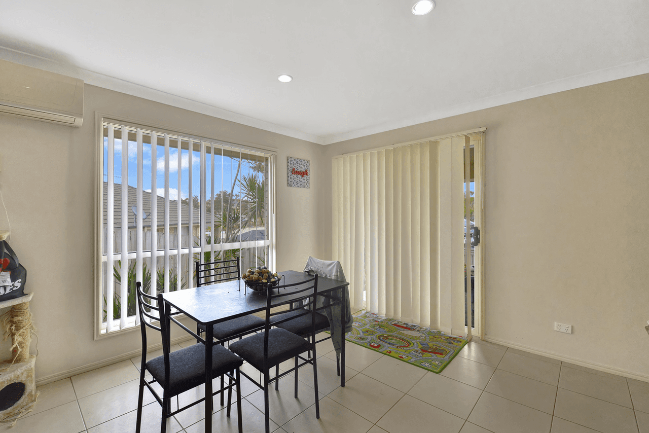 2/19 Jasmine Circuit, ORMEAU, QLD 4208