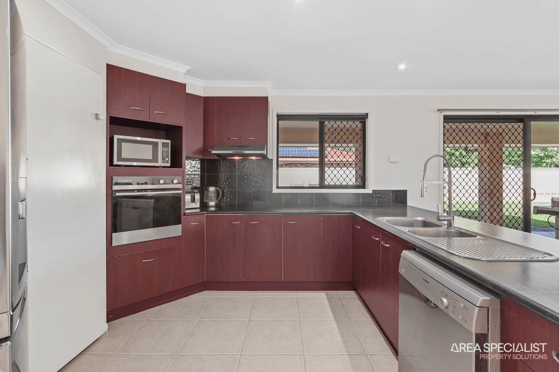 7 Heron Place, Jacobs Well, QLD 4208