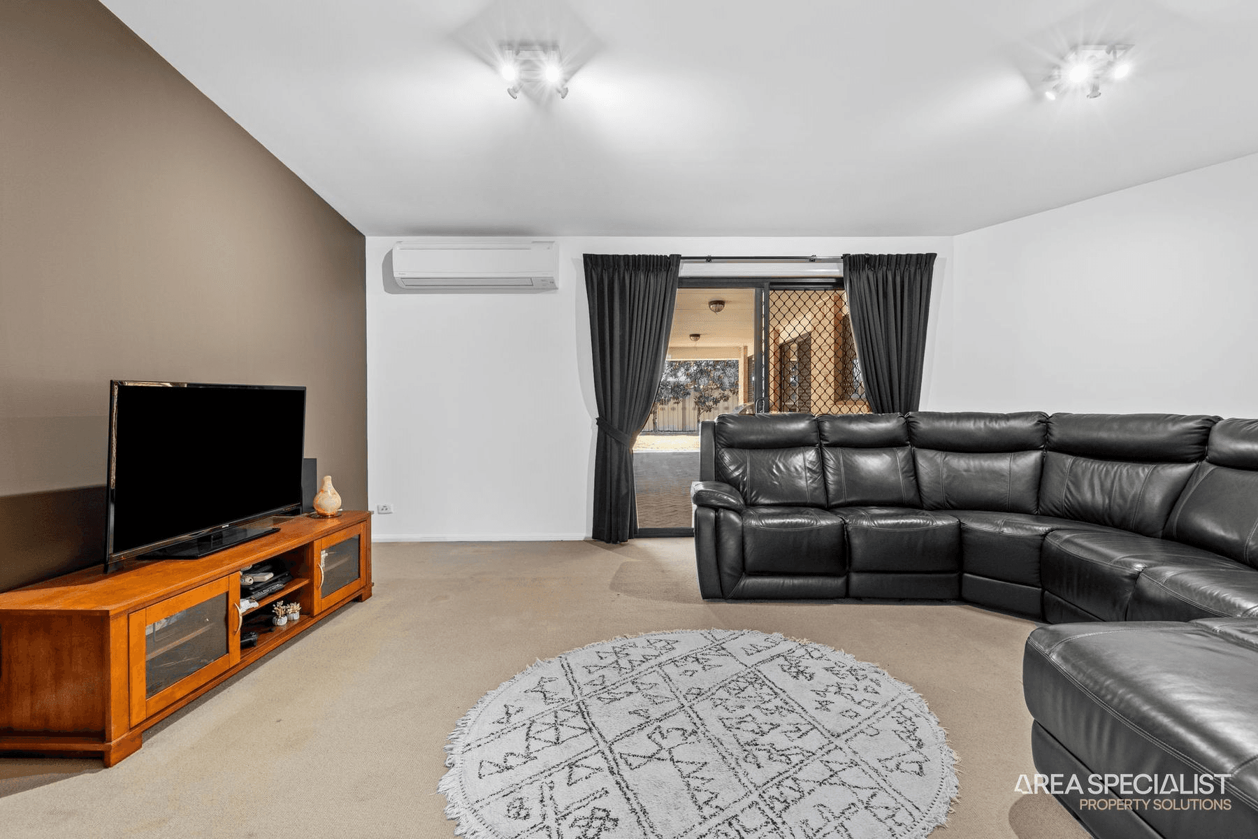 7 Heron Place, Jacobs Well, QLD 4208