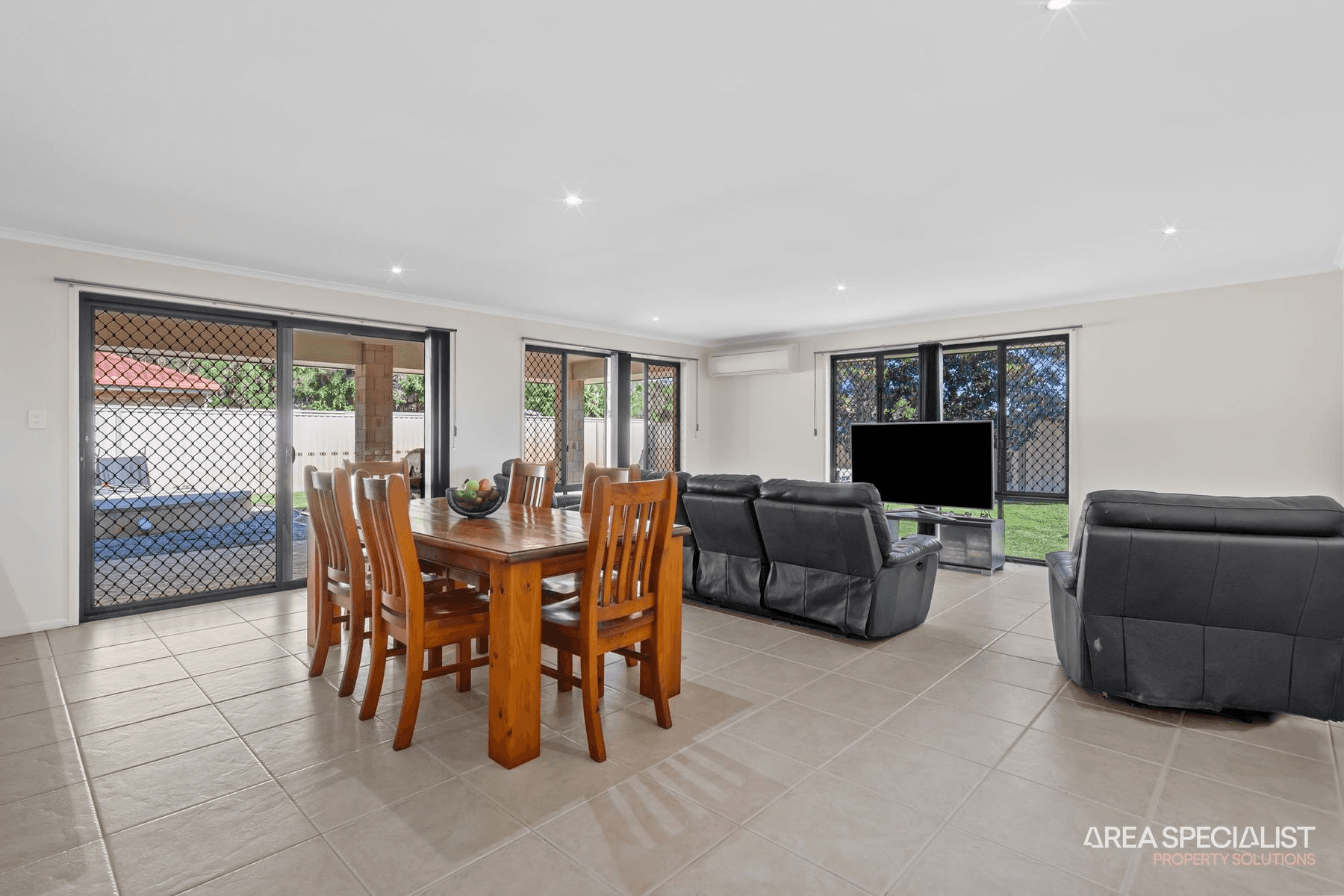 7 Heron Place, Jacobs Well, QLD 4208