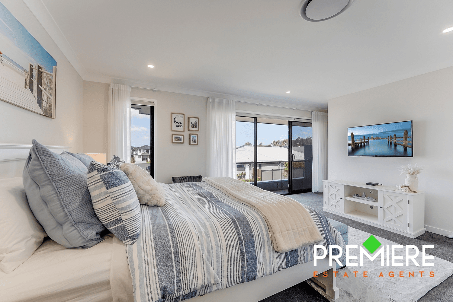 102 Molnar Circuit, Oran Park, NSW 2570