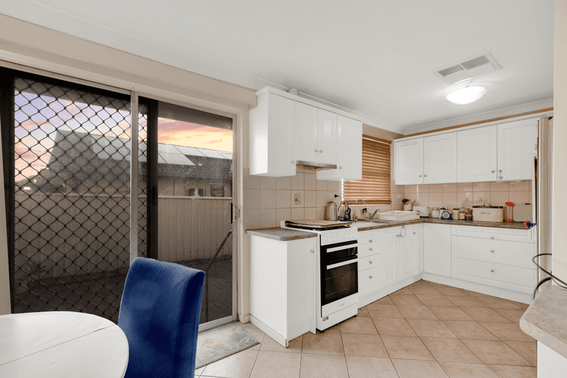 1 Dienelt Drive, PARA HILLS WEST, SA 5096