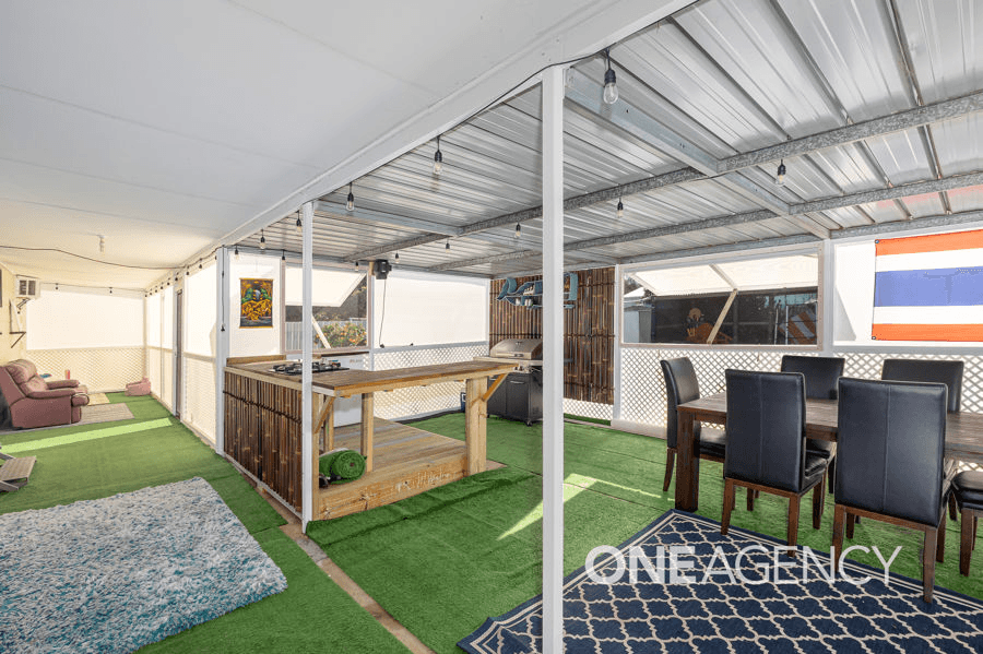 21 DRUMMOND STREET, LOCKHART, NSW 2656