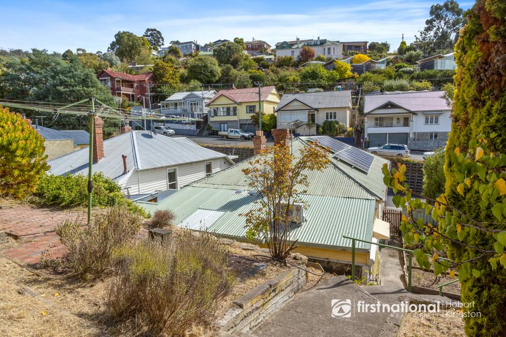 14 Salvator Road, WEST HOBART, TAS 7000