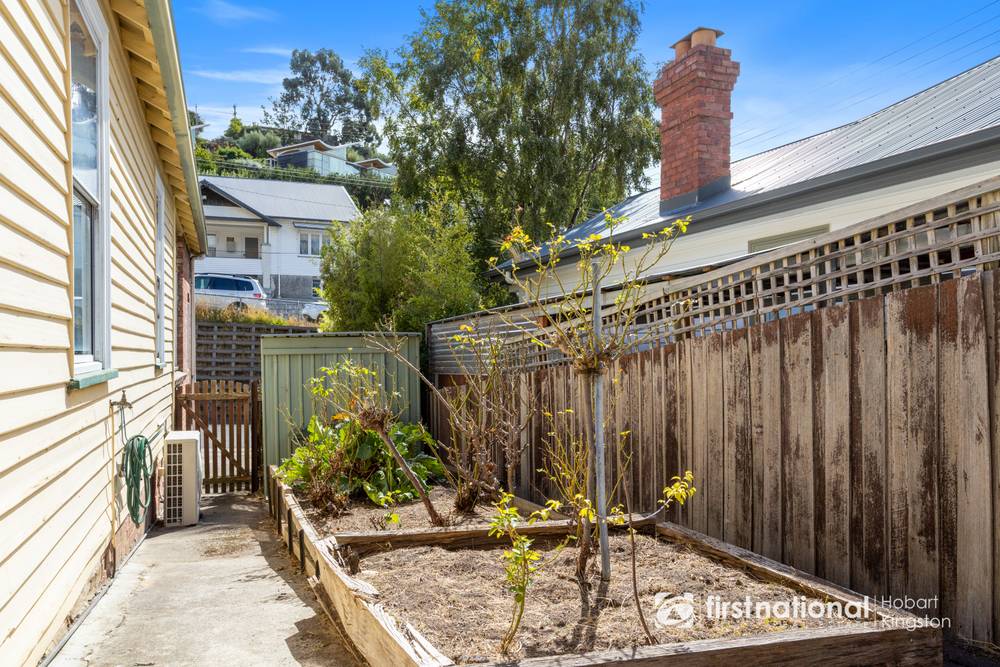 14 Salvator Road, WEST HOBART, TAS 7000
