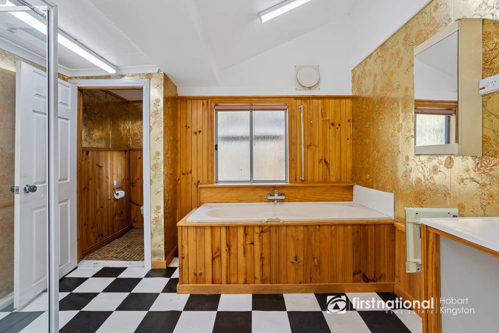 14 Salvator Road, WEST HOBART, TAS 7000