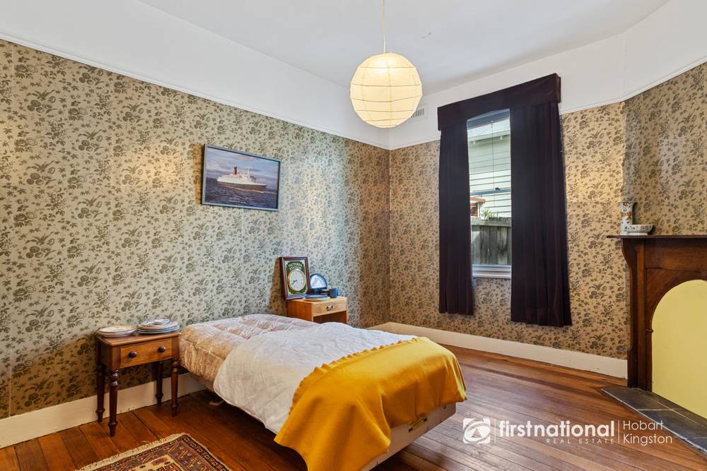 14 Salvator Road, WEST HOBART, TAS 7000