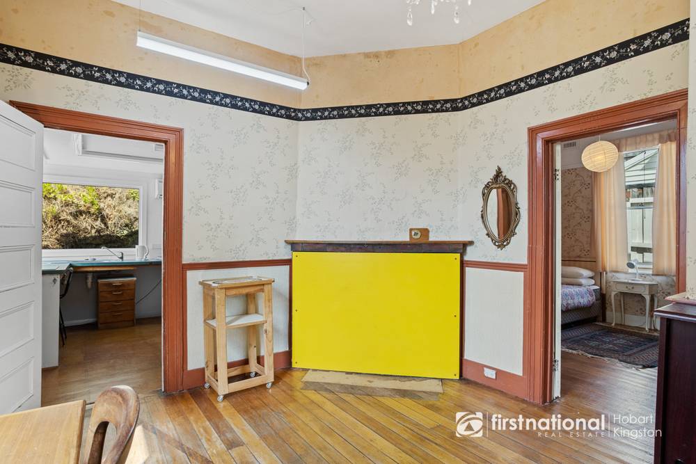 14 Salvator Road, WEST HOBART, TAS 7000