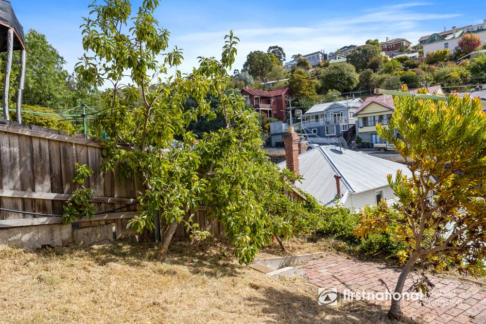 14 Salvator Road, WEST HOBART, TAS 7000
