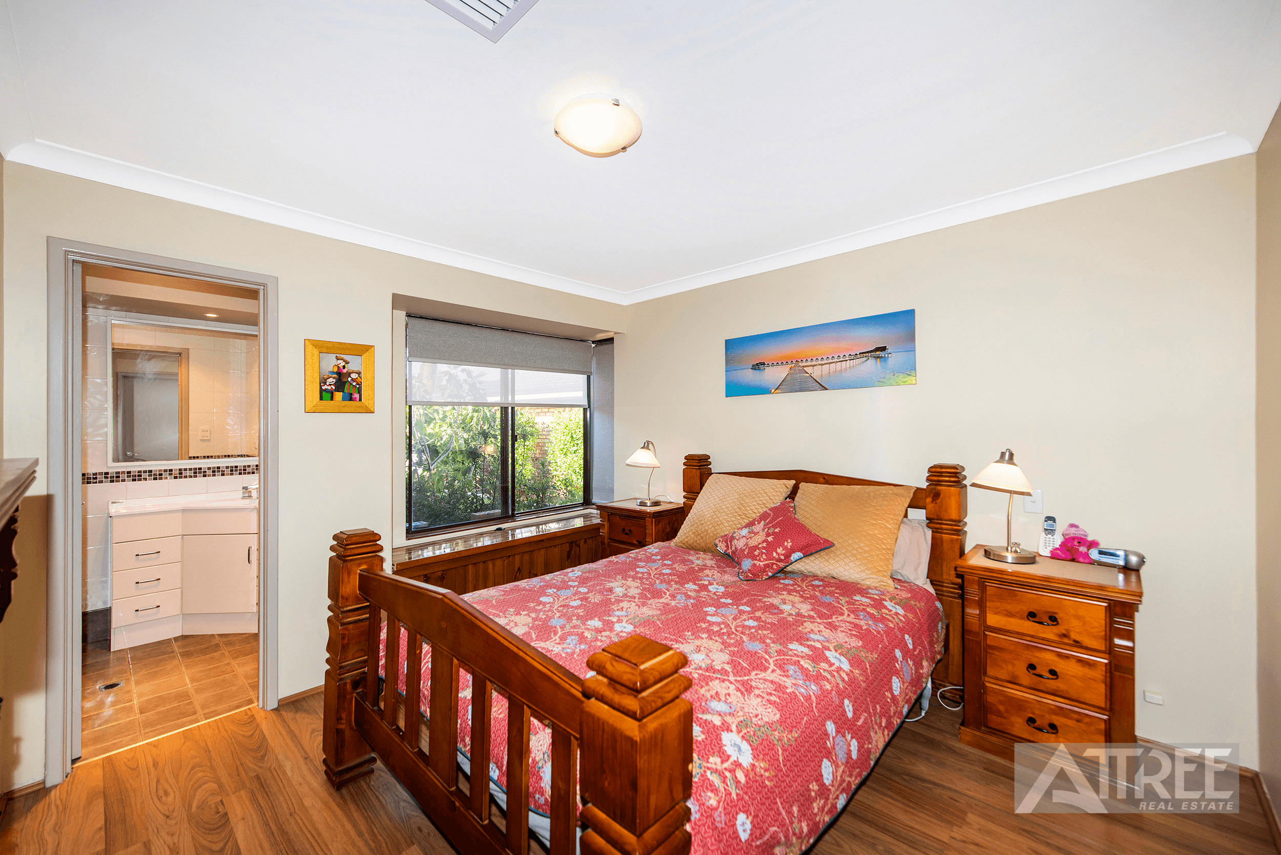 12 Parkway Road, THORNLIE, WA 6108