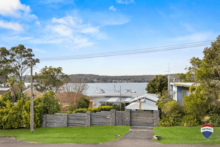 61 Noamunga Crescent, GWANDALAN, NSW 2259