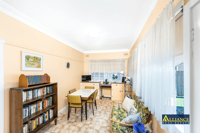 599 Henry Lawson Drive, East Hills, NSW 2213