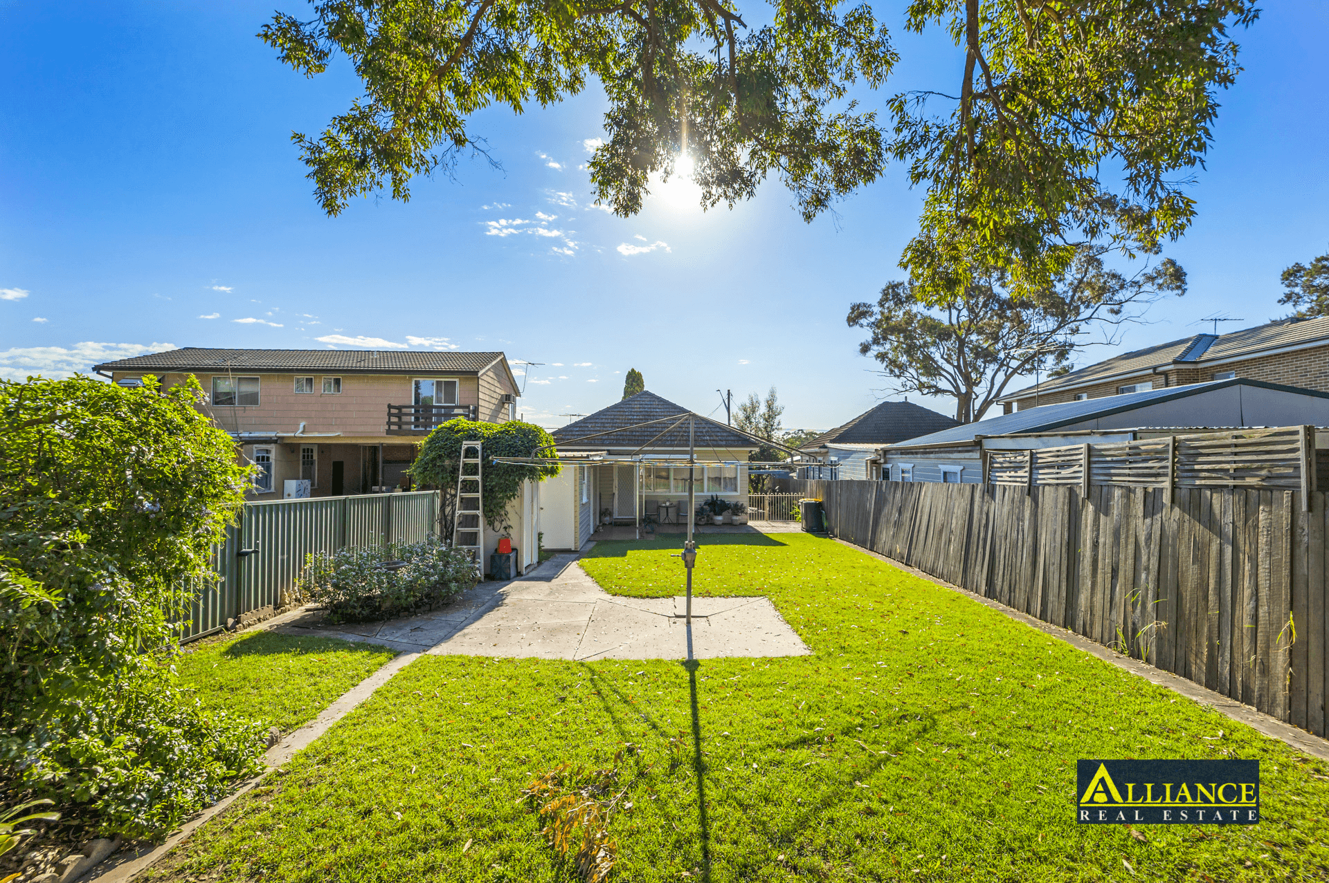 599 Henry Lawson Drive, East Hills, NSW 2213