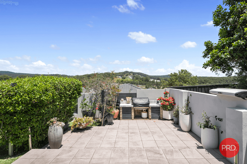 22 Woodhouse Road, MOONEE BEACH, NSW 2450