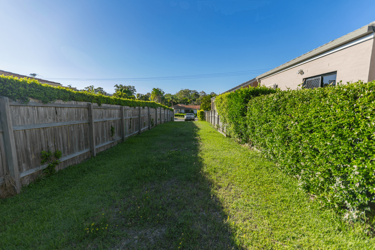 190 Heeb Street, BENOWA, QLD 4217