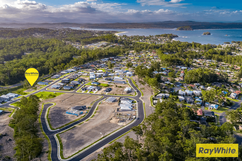 62 Freycinet Drive, SUNSHINE BAY, NSW 2536