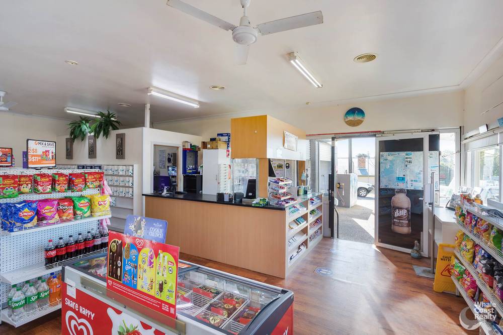 93 Princes Highway, BODALLA, NSW 2545