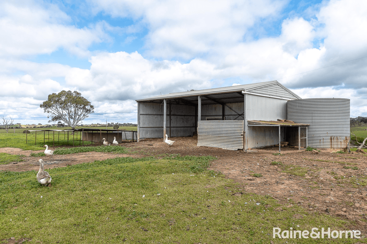 290 Hope Watts Road, BRUKUNGA, SA 5252