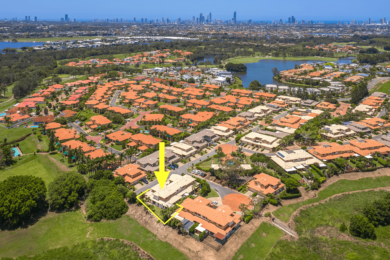 129/136 Palm Meadows Drive, Carrara, QLD 4211