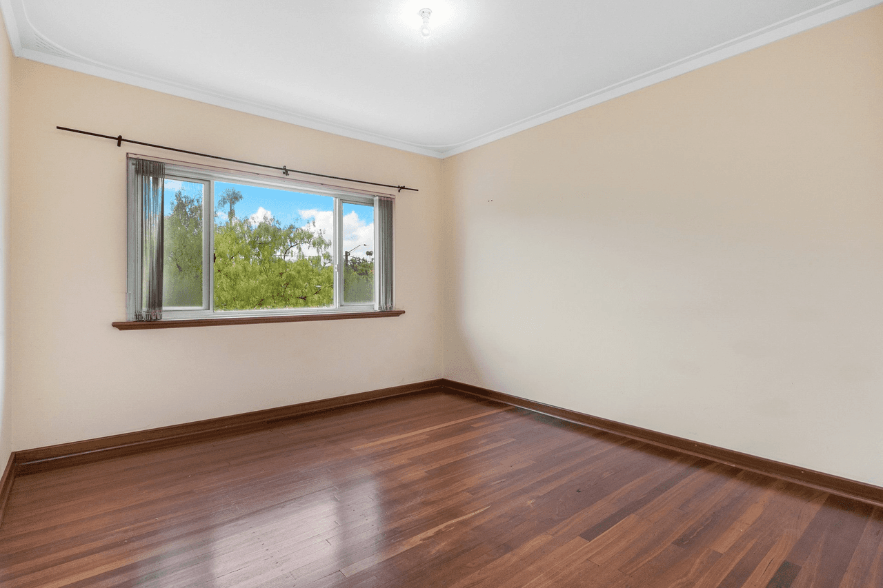 28 Forrest Road, HAMILTON HILL, WA 6163