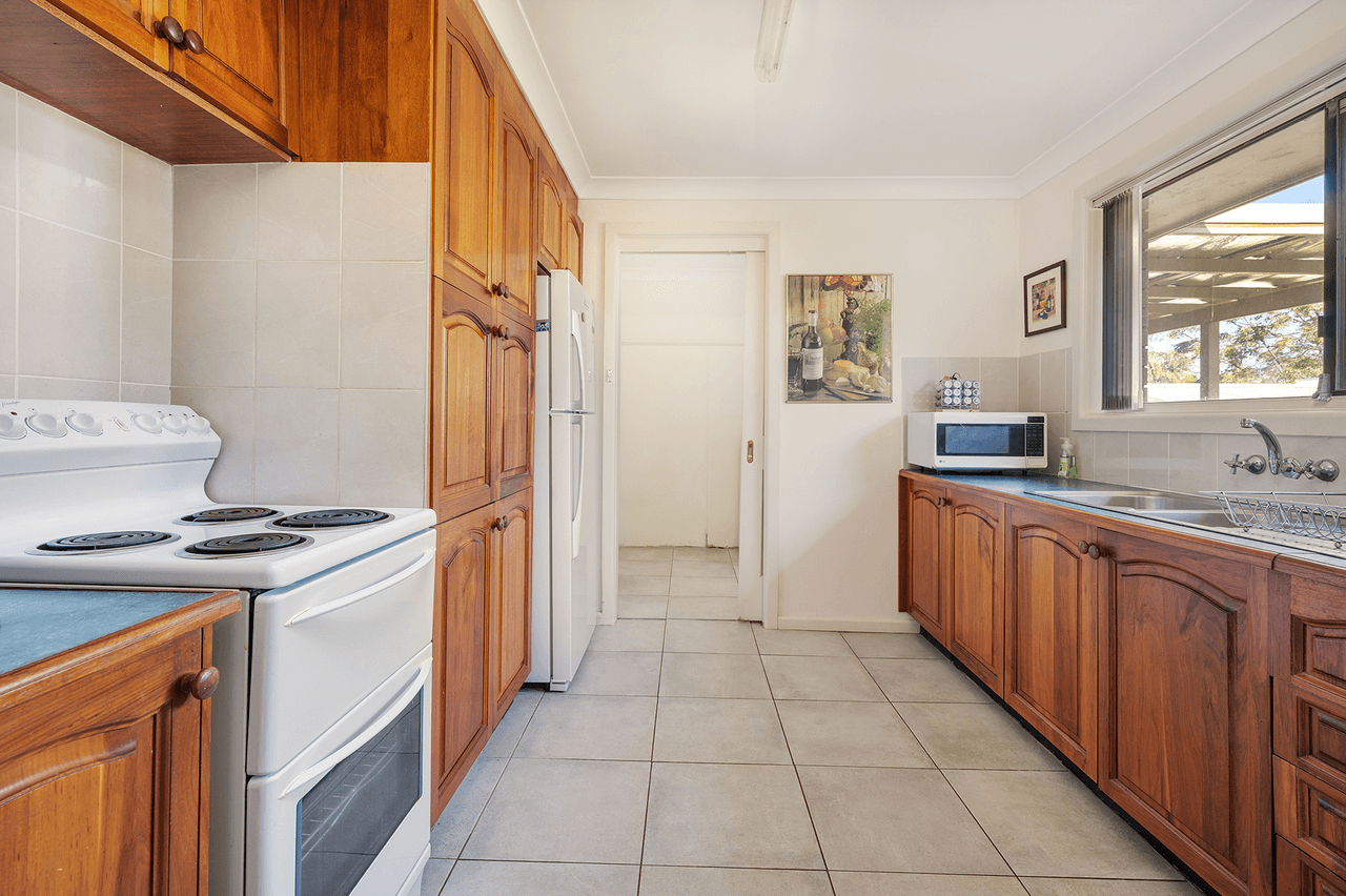 21 Lynne Street, GULGONG, NSW 2852