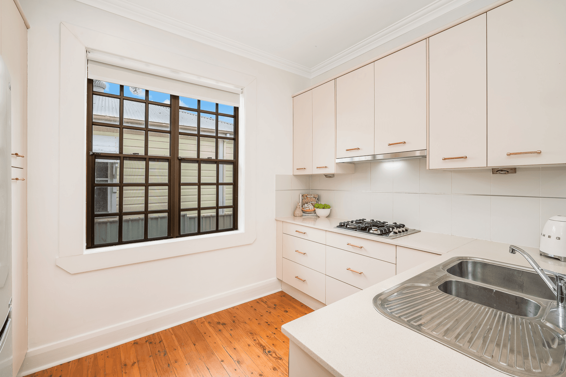 9 Glebe Road, The Junction, NSW 2291