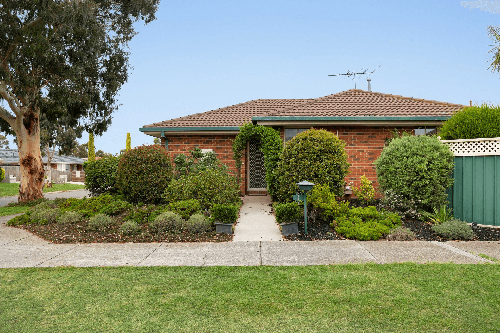 1 Terrye Court, Hillside, VIC 3037