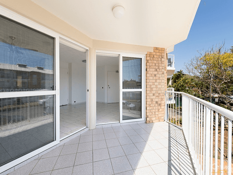 6/155 Wynnum Esplanade, WYNNUM, QLD 4178