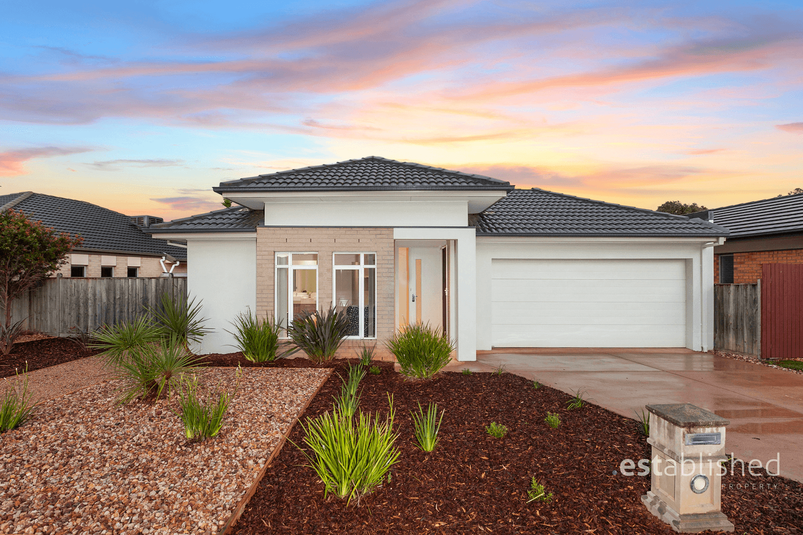 6 Riverglades Drive, SANCTUARY LAKES, VIC 3030