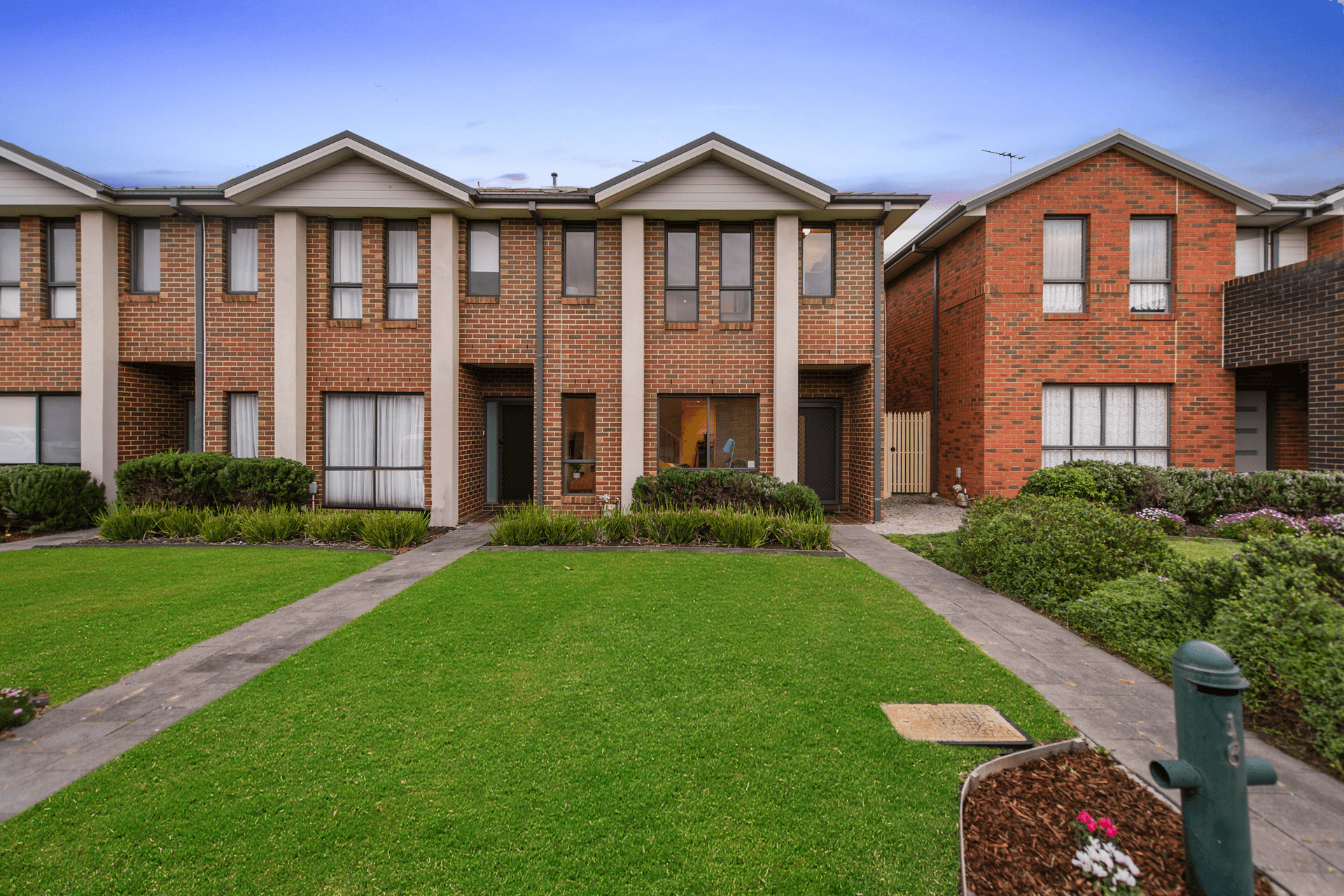 16 Callista Circuit, Taylors Hill, VIC 3037