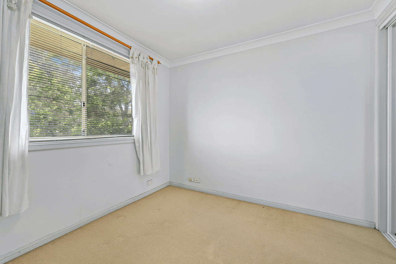 18 Harpur Place, CASULA, NSW 2170