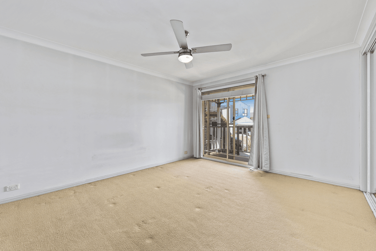 18 Harpur Place, CASULA, NSW 2170