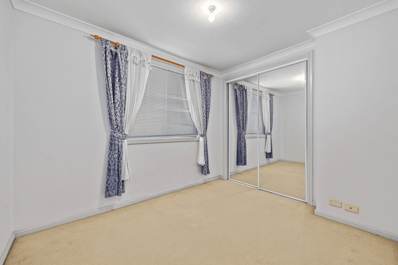 18 Harpur Place, CASULA, NSW 2170