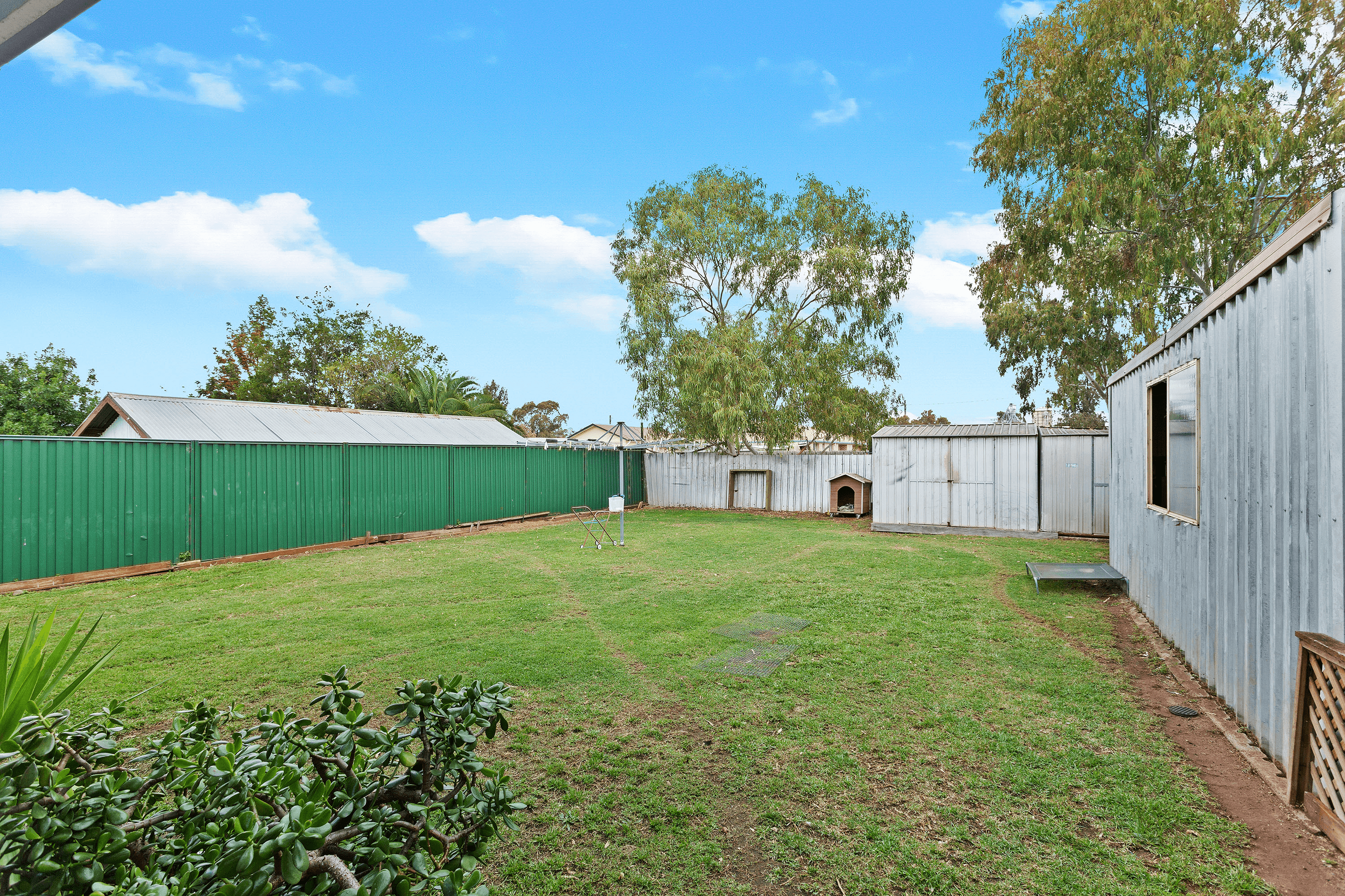 39 Donely Street, OAKEY, QLD 4401