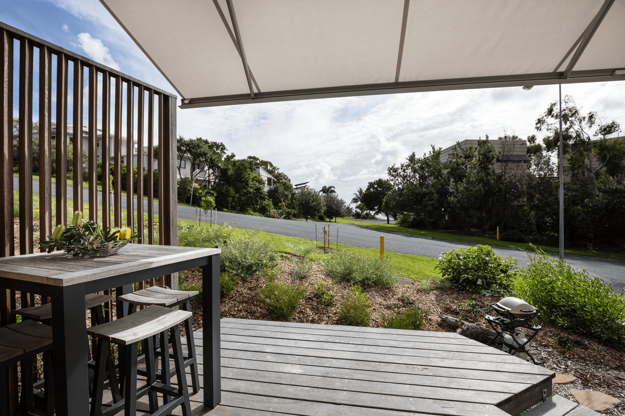 28 Cumming Parade, Point Lookout, QLD 4183