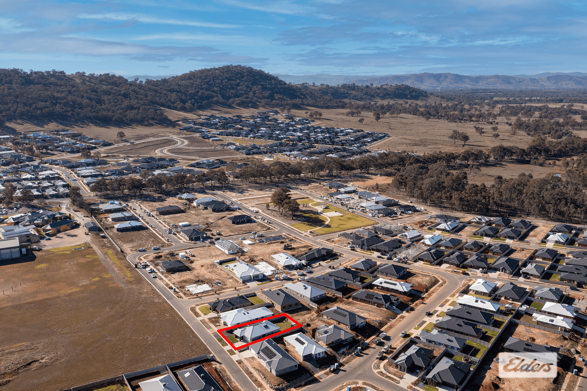 4 Stobie Crescent, Leneva, VIC 3691