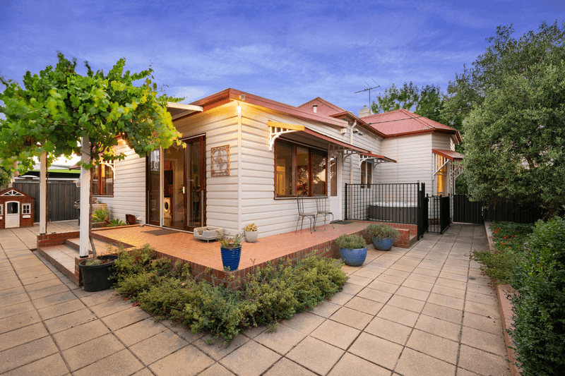 232 Beechworth Road, WODONGA, VIC 3690