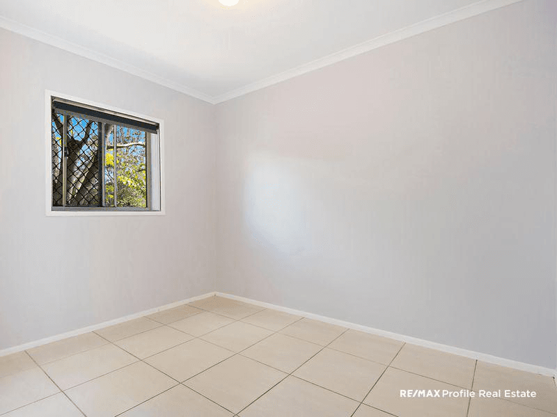 8 Francis Road, SHAILER PARK, QLD 4128