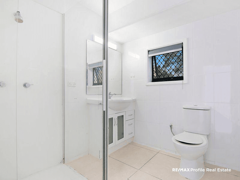 8 Francis Road, SHAILER PARK, QLD 4128