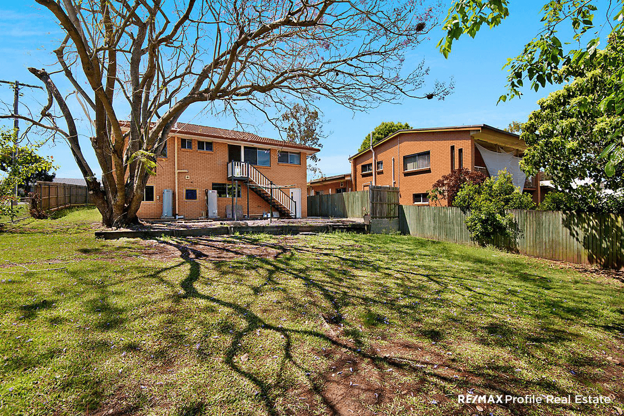 8 Francis Road, SHAILER PARK, QLD 4128