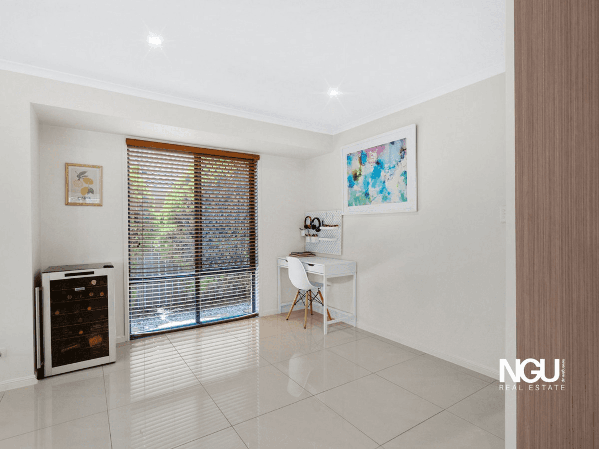 5 Mellor Place, Brassall, QLD 4305