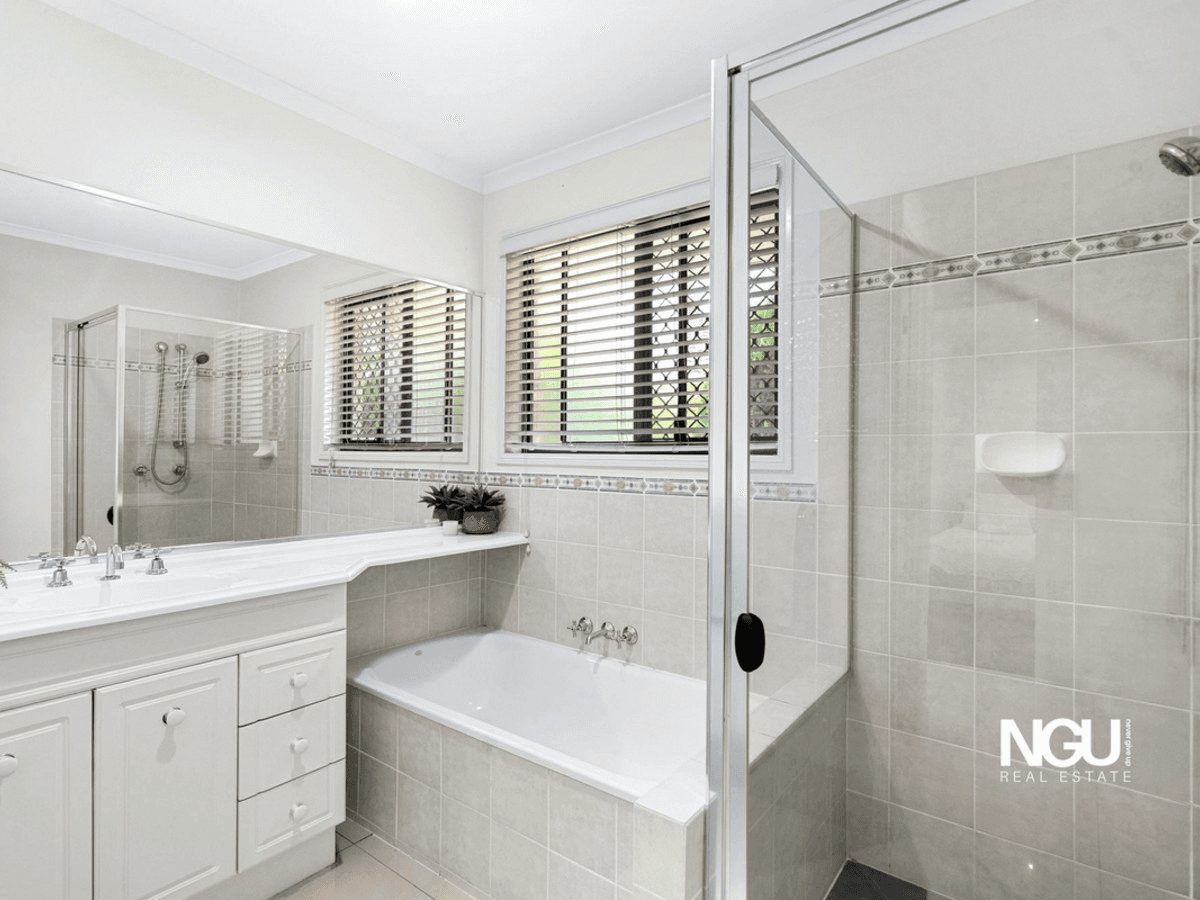 5 Mellor Place, Brassall, QLD 4305