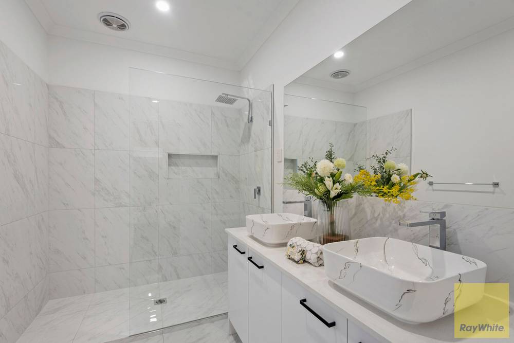 10 Chopin Road, TRUGANINA, VIC 3029