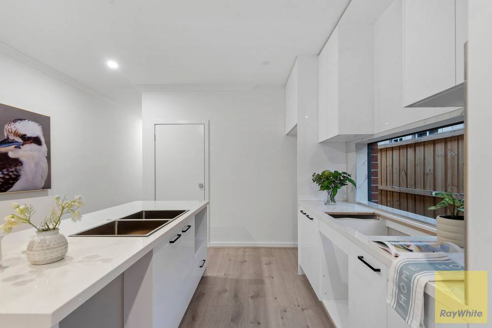 10 Chopin Road, TRUGANINA, VIC 3029