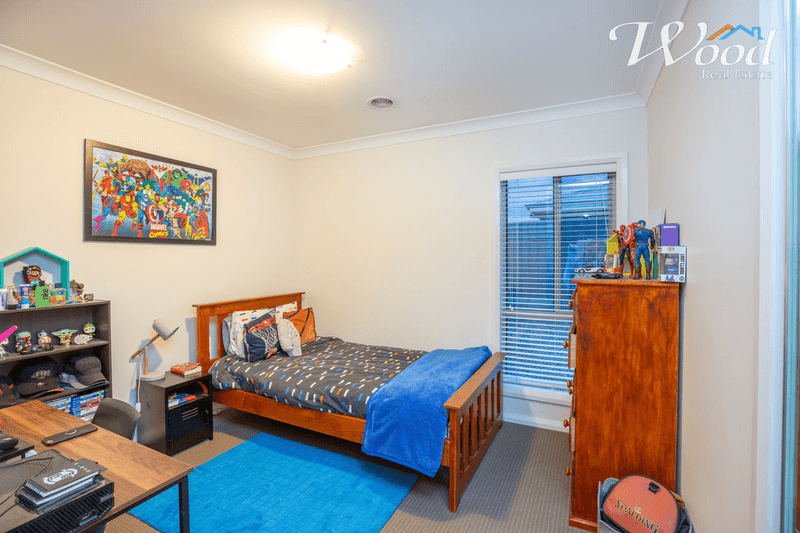 24 Gabrielle Crt, LAVINGTON, NSW 2641